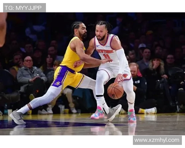 林书豪重返湖人对阵尼克斯精彩对决引发球迷热议与期待
